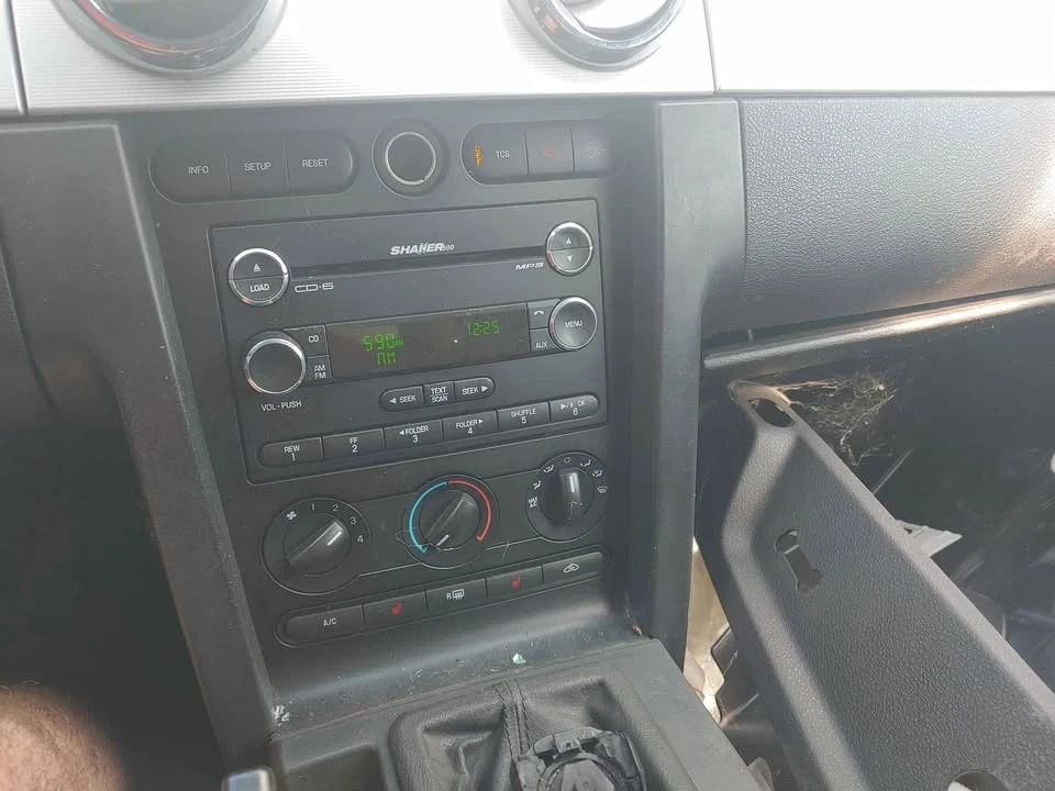 2008 Ford S197 Mustang - Image 16 of 18