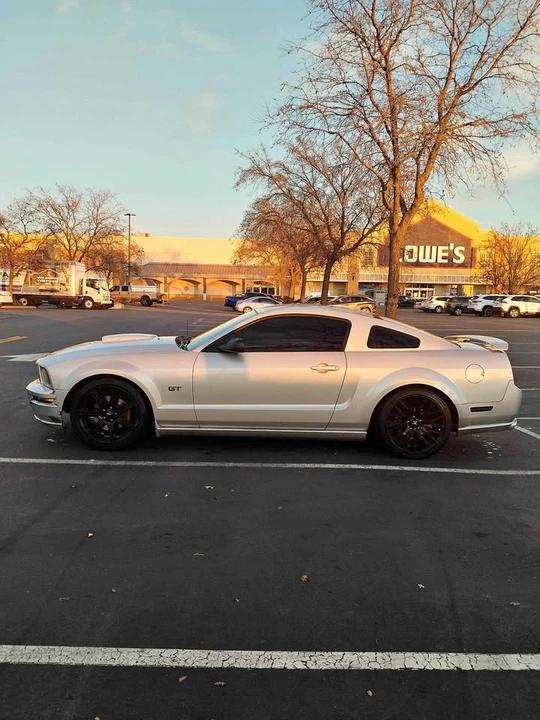 2008 Ford S197 Mustang - Image 2 of 13
