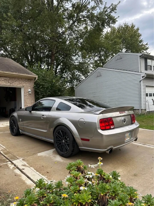 2008 Ford S197 Mustang - Image 2 of 4