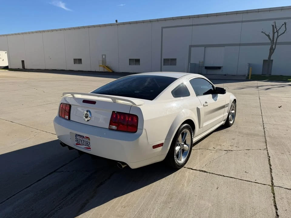 2008 Ford S197 Mustang - Image 11 of 16