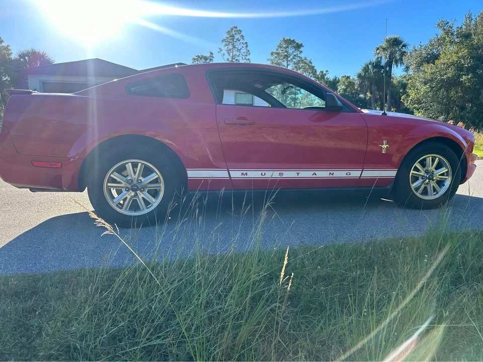 2008 Ford S197 Mustang - Image 8 of 17