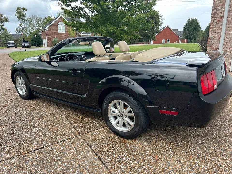 2008 Ford S197 Mustang - Image 7 of 8