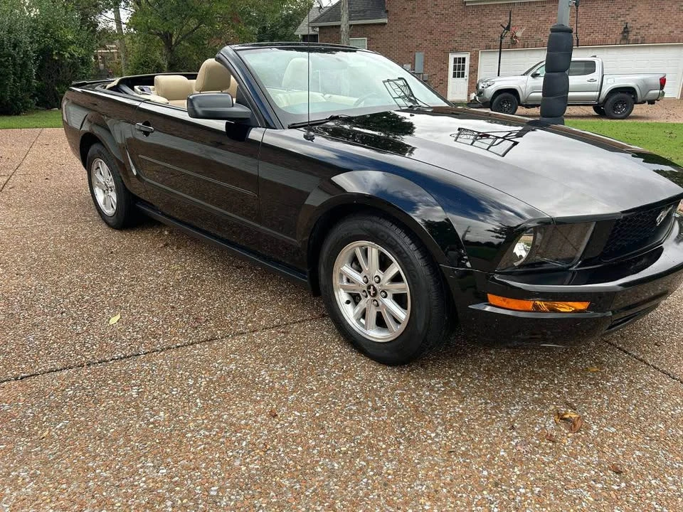 2008 Ford S197 Mustang - Image 5 of 10