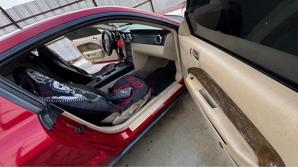 2008 Ford S197 Mustang - Image 10 of 13