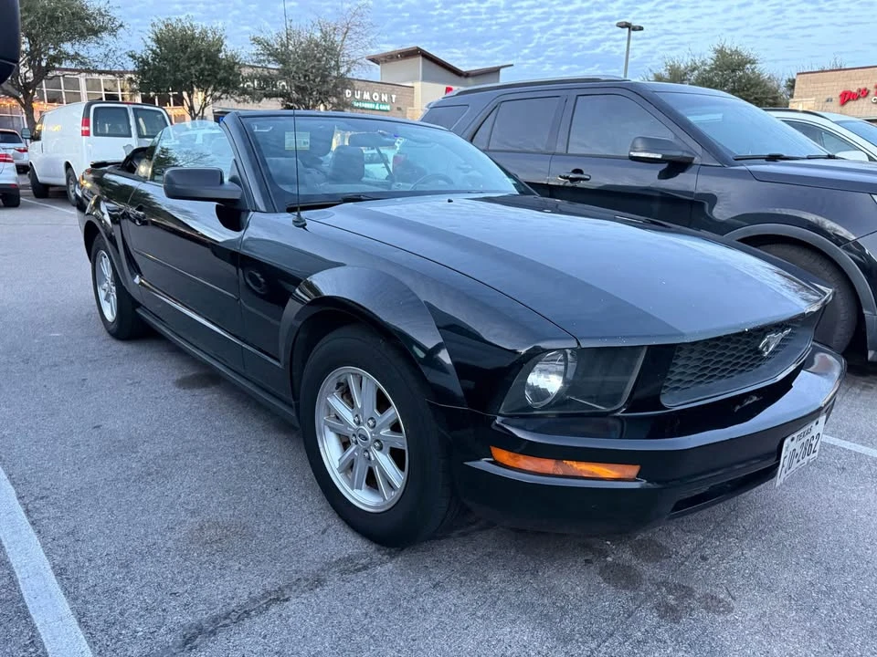 2008 Ford S197 Mustang - Image 2 of 16