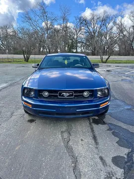 2008 Ford Mustang V6 Premium Coupe