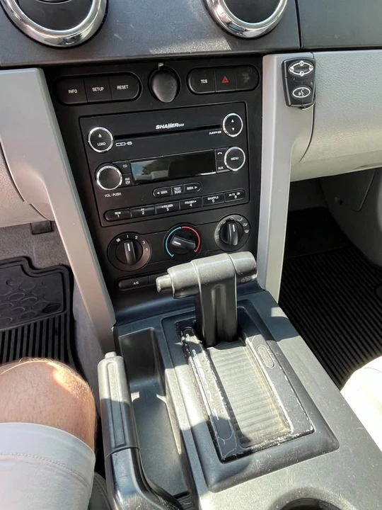 2008 Ford S197 Mustang GT - Image 10 of 15
