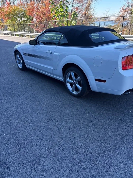 2008 Ford S197 Mustang - Image 9 of 15
