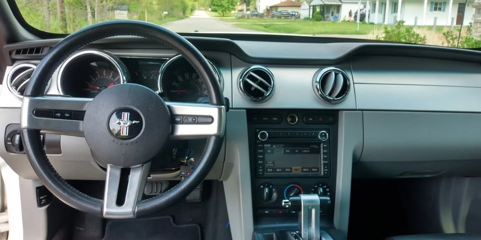 2008 Ford S197 Mustang - Image 6 of 10