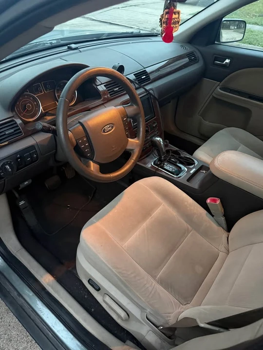 2008 Ford Taurus 5th Gen - Image 5 of 8