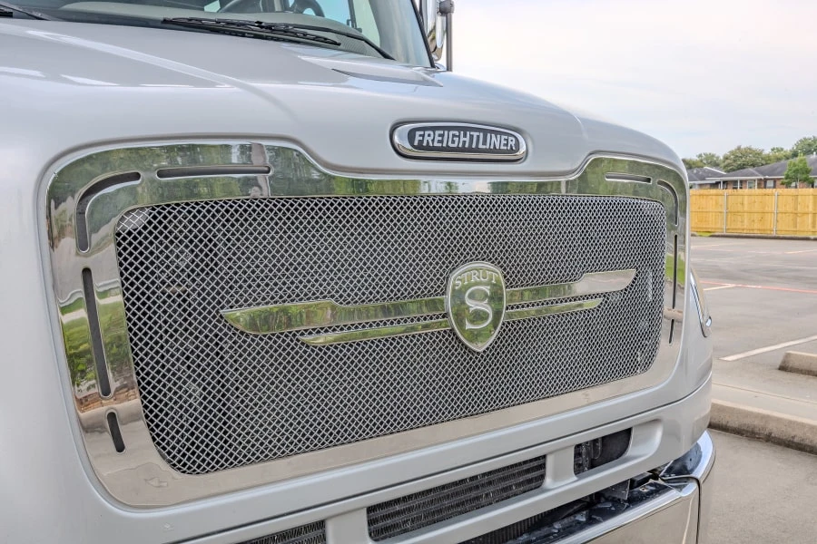 2008 Freightliner - Image 9 of 21