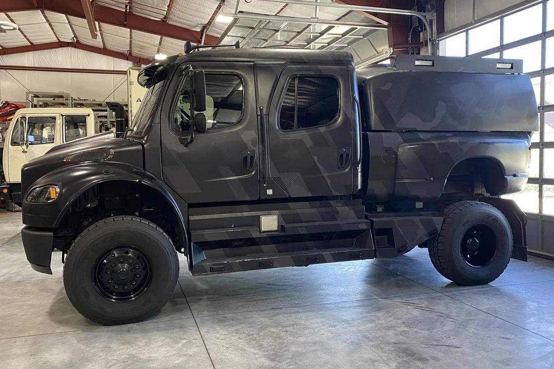 2008 Freightliner - Image 3 of 31