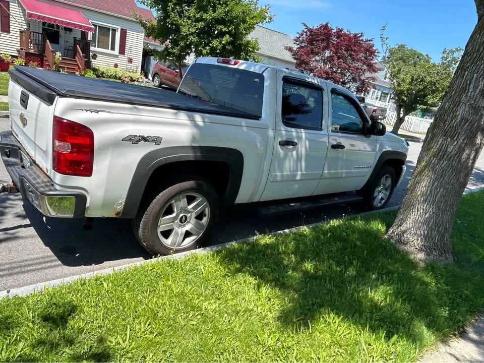 2008 GMC Sierra 3rd Gen - Image 3 of 4