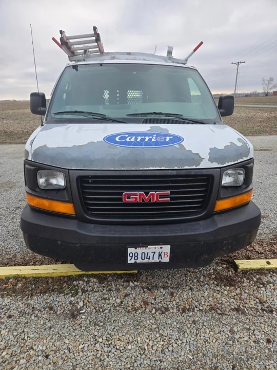 2008 GMC Savana - Image 4 of 10