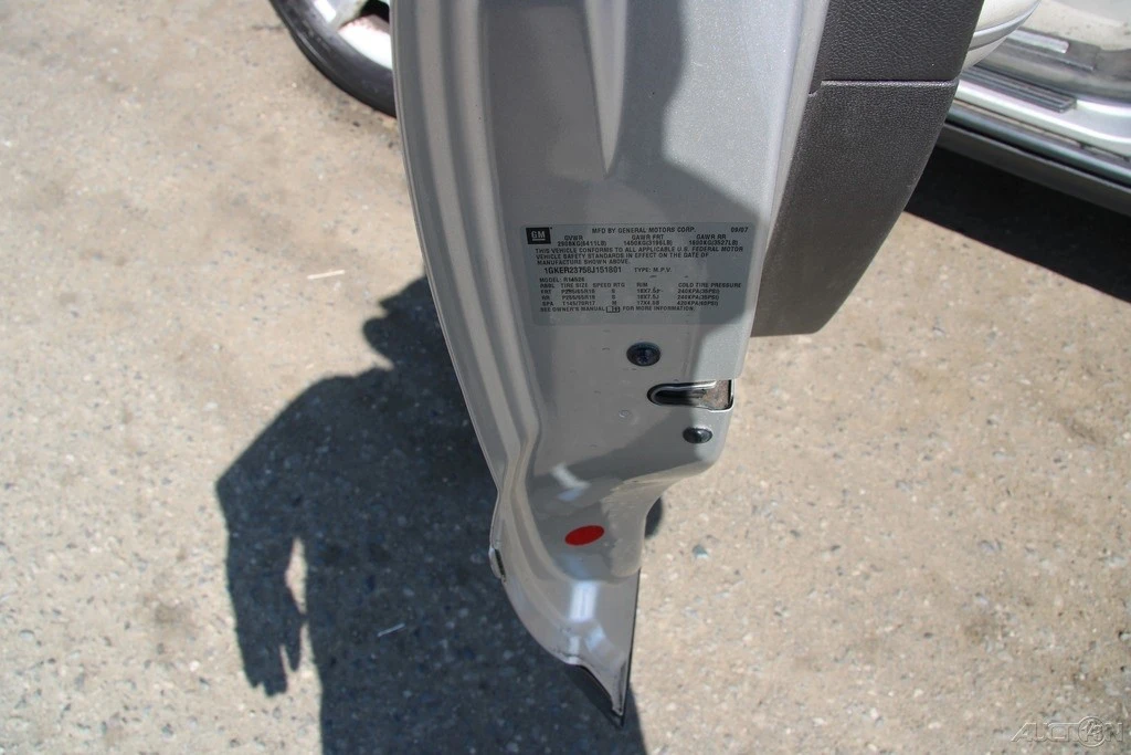 2008 GMC Acadia - Image 13 of 21
