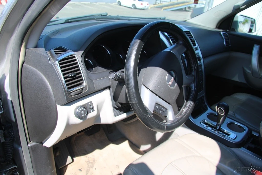 2008 GMC Acadia - Image 16 of 21