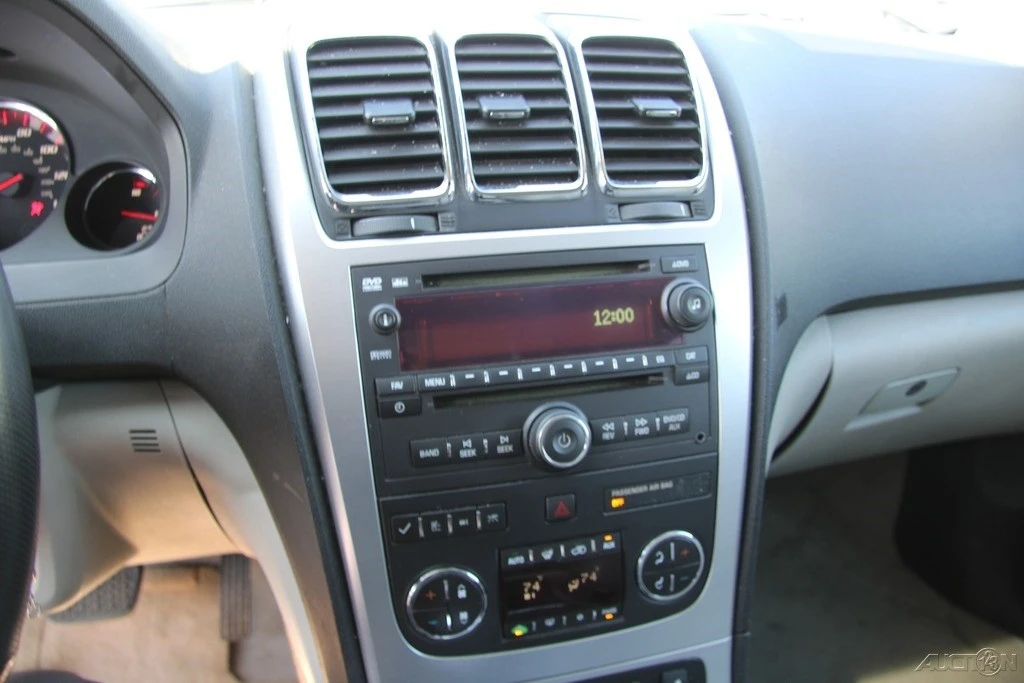 2008 GMC Acadia - Image 19 of 21
