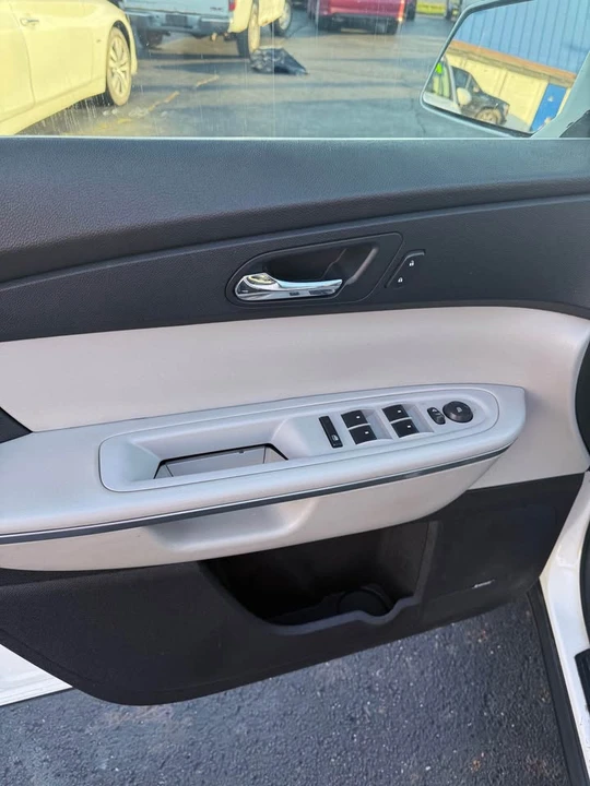 2008 GMC Acadia - Image 17 of 20
