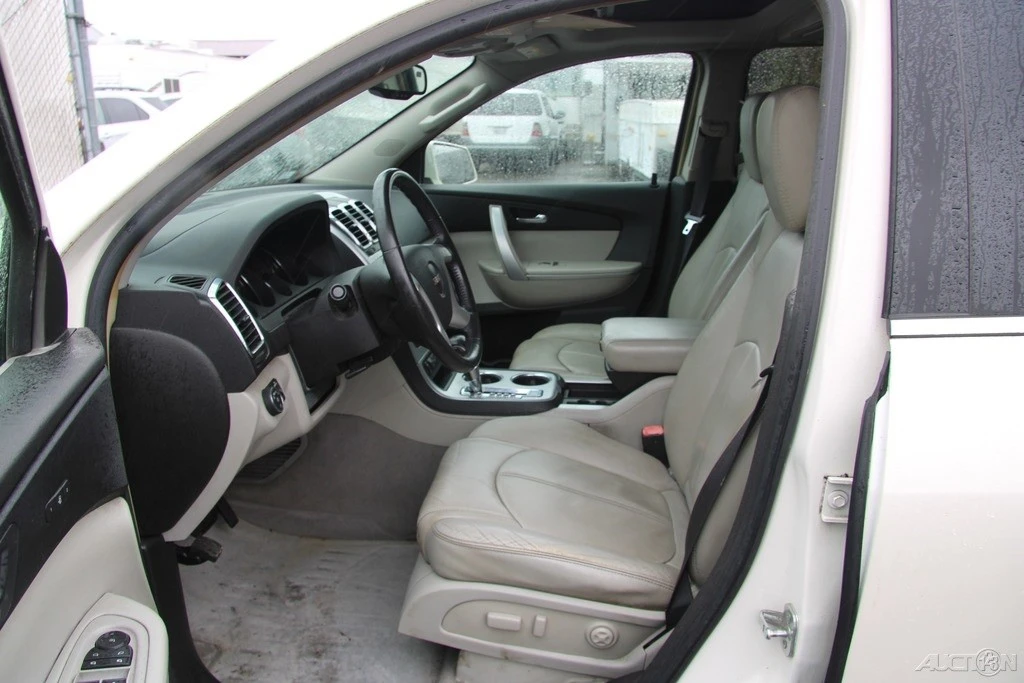 2008 GMC Acadia - Image 12 of 21