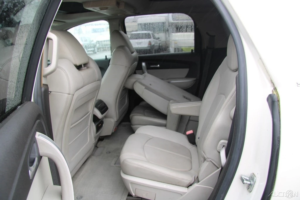 2008 GMC Acadia - Image 18 of 21