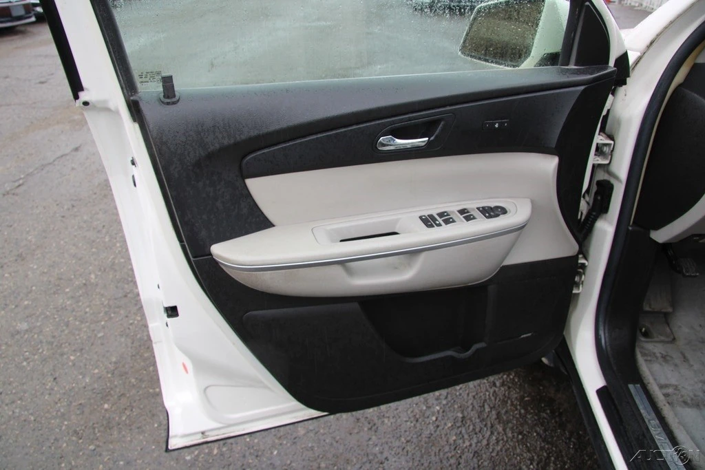 2008 GMC Acadia - Image 11 of 21