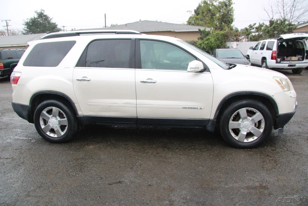 2008 GMC Acadia - Image 7 of 21