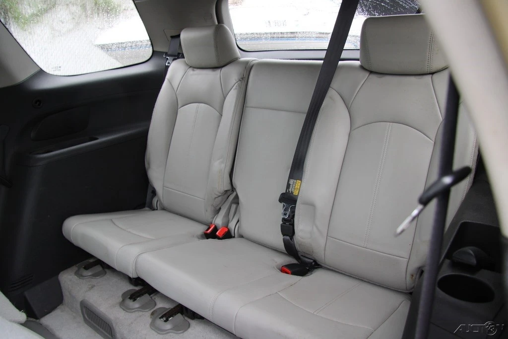 2008 GMC Acadia - Image 19 of 21