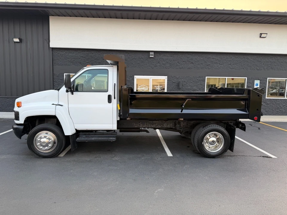 2008 GMC TopKick - Image 4 of 20