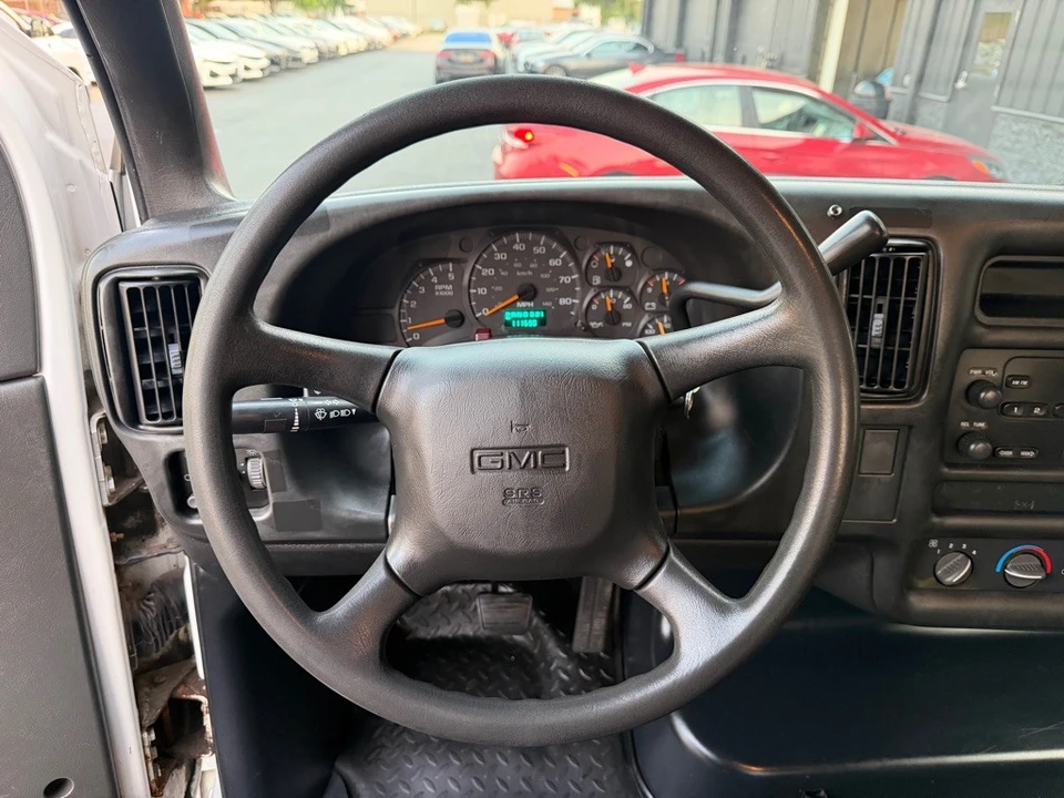 2008 GMC TopKick - Image 13 of 20