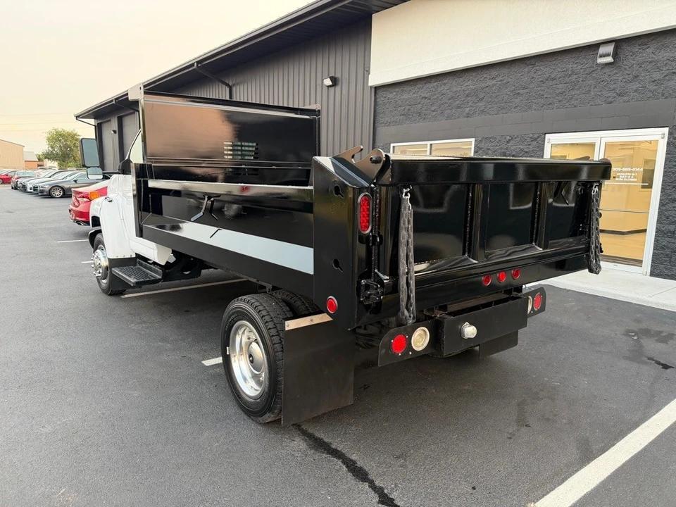 2008 GMC TopKick - Image 5 of 20