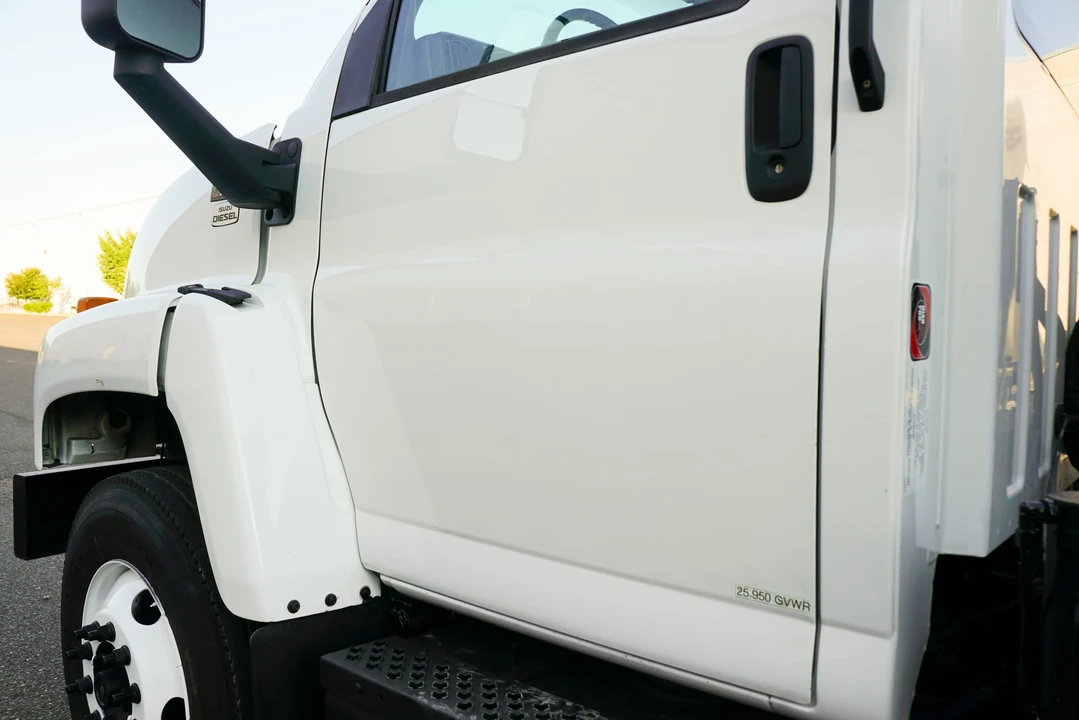 2008 GMC TopKick - Image 20 of 31