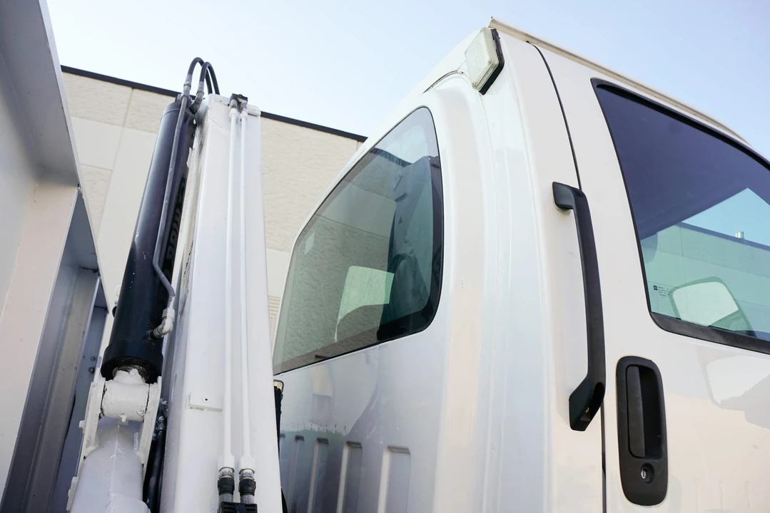 2008 GMC TopKick - Image 29 of 31