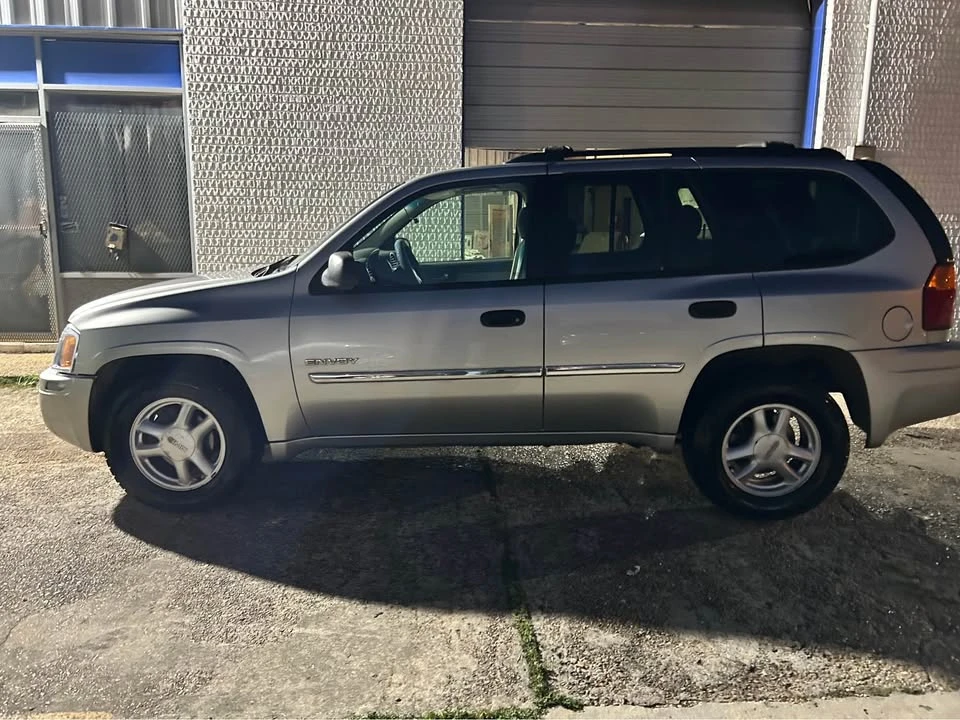 2008 GMC Envoy - Image 3 of 7