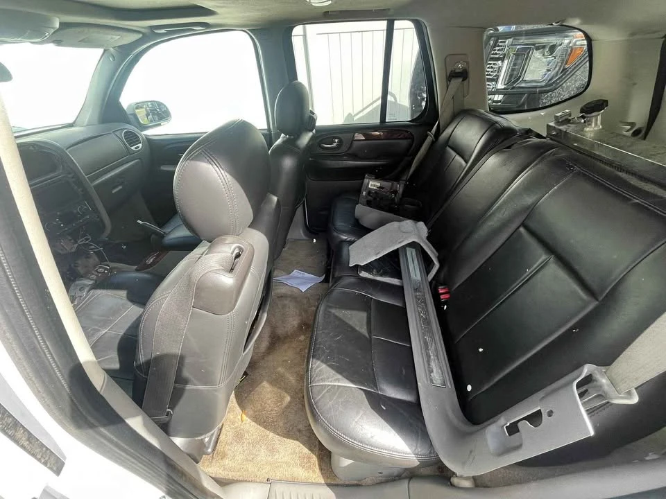 2008 GMC Envoy - Image 8 of 15