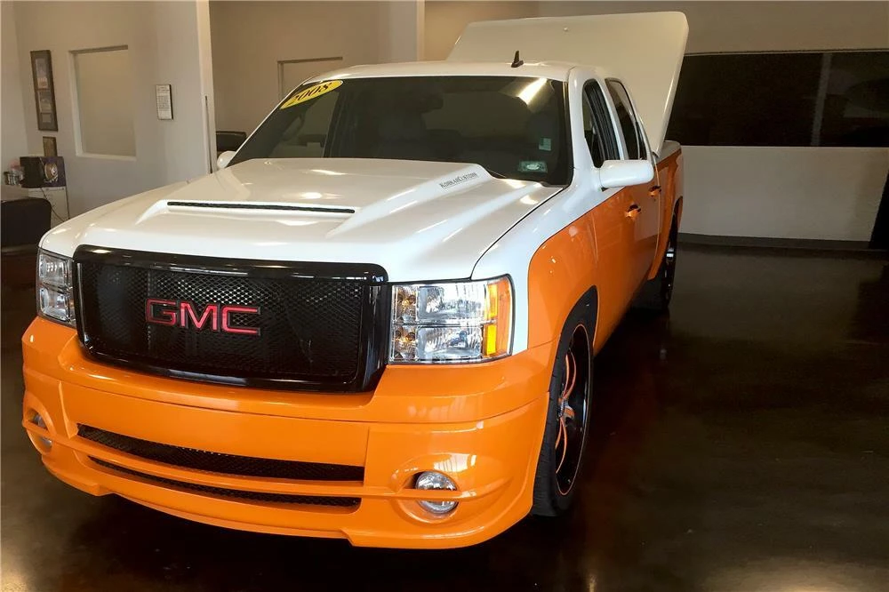 2008 GMC Sierra 3rd Gen - Image 2 of 3