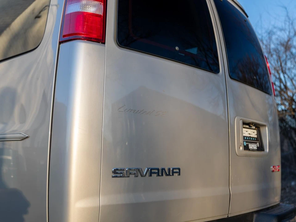 2008 GMC Savana - Image 14 of 31
