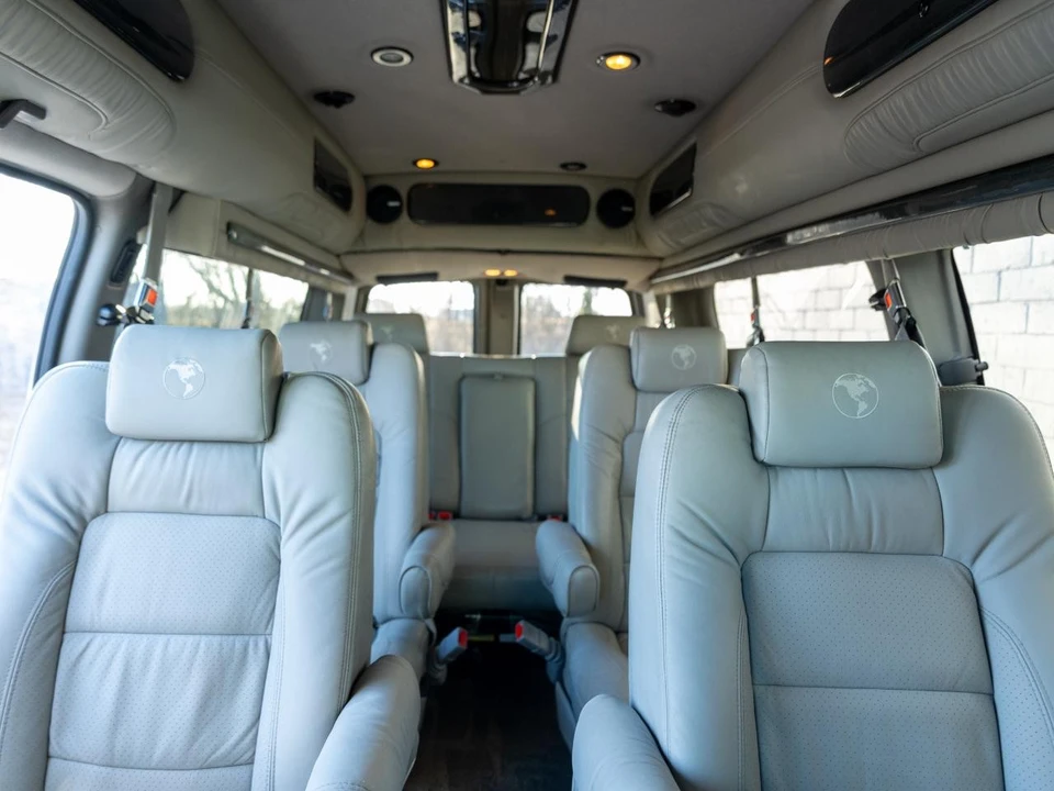 2008 GMC Savana - Image 30 of 31