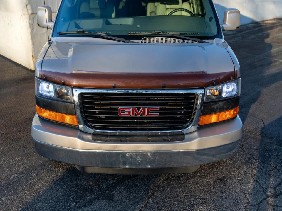 2008 GMC Savana - Image 7 of 31