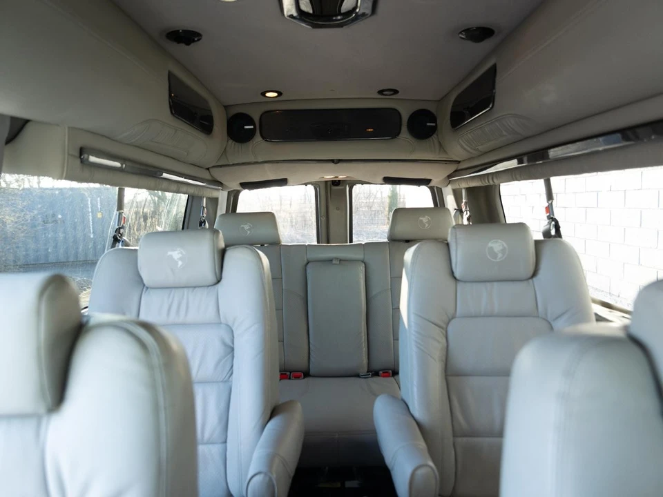 2008 GMC Savana - Image 27 of 31