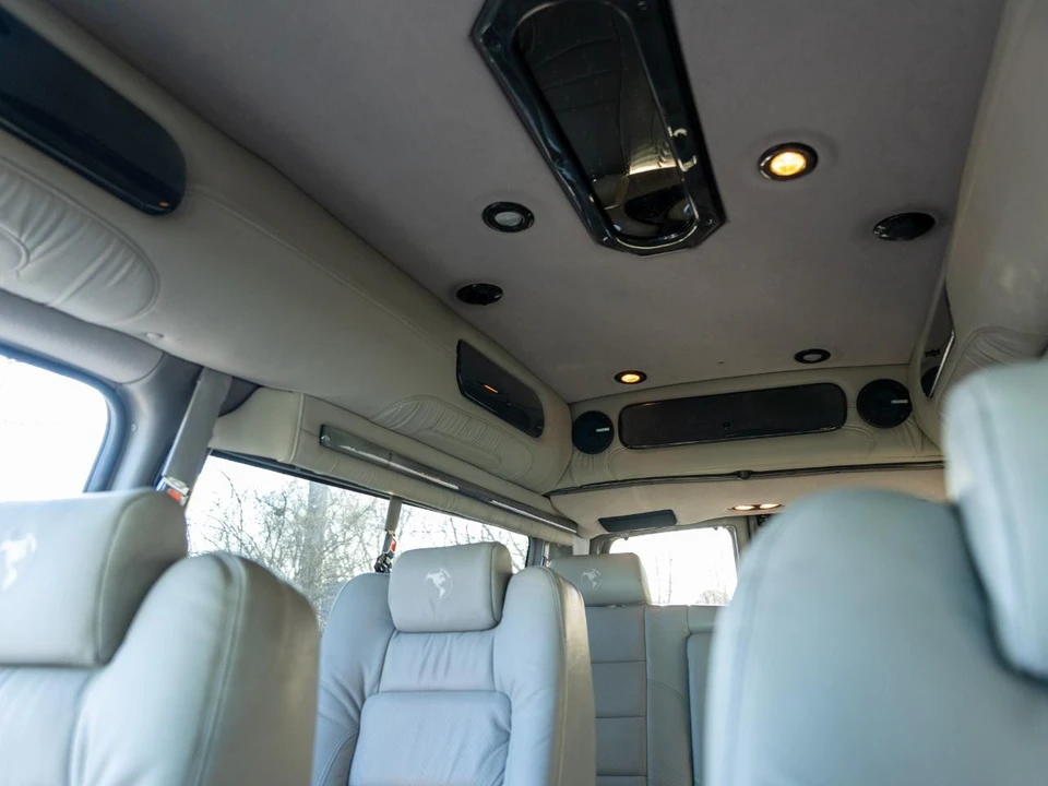 2008 GMC Savana - Image 29 of 31