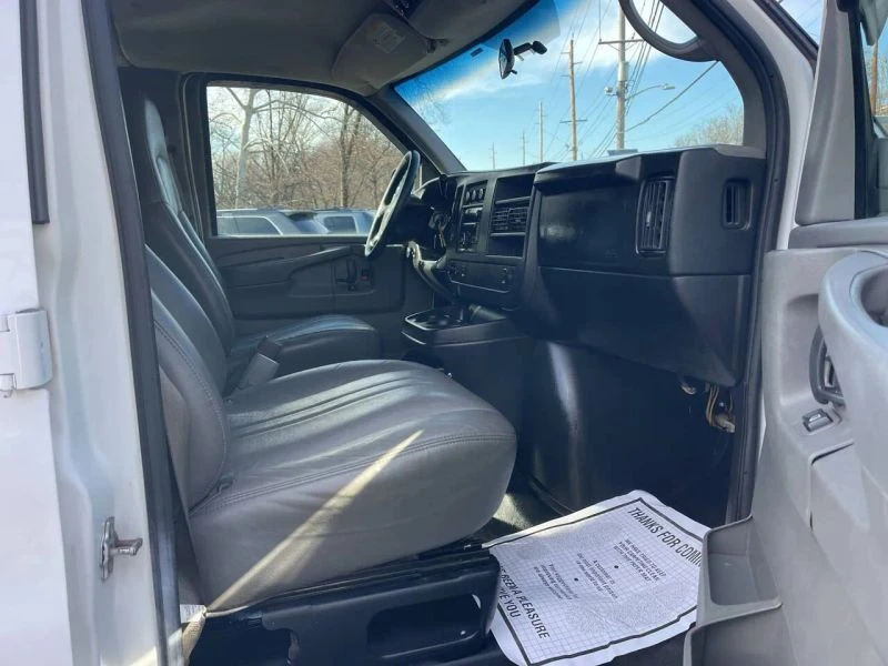 2008 GMC Savana - Image 12 of 12