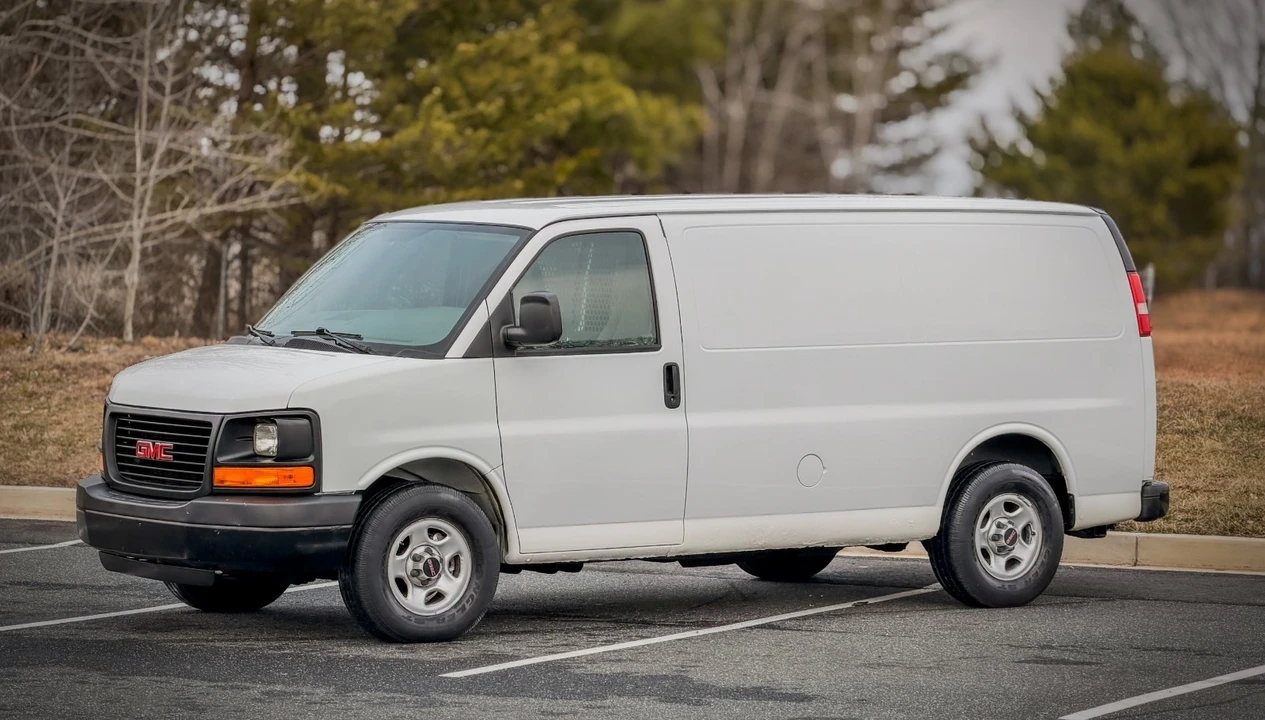 2008 GMC Savana - Image 6 of 21