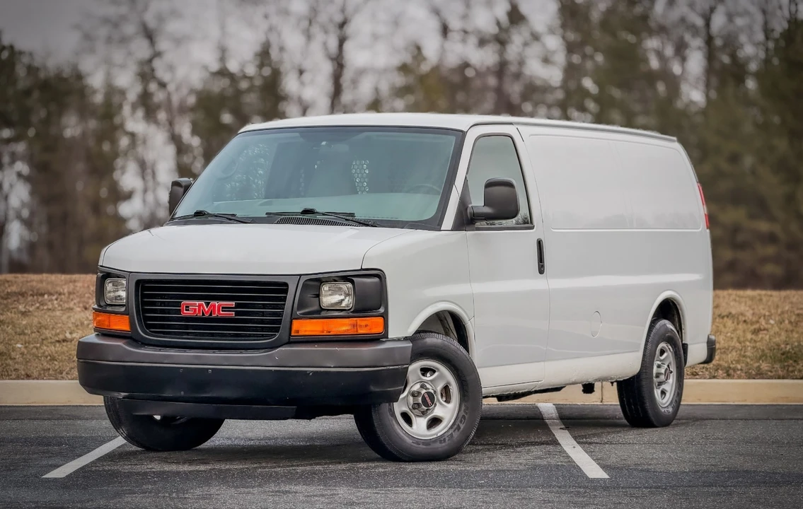 2008 GMC Savana - Image 5 of 21