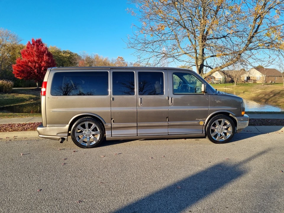 2008 GMC Savana - Image 5 of 21
