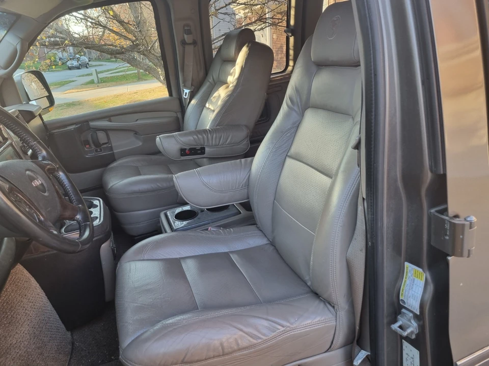 2008 GMC Savana - Image 20 of 21