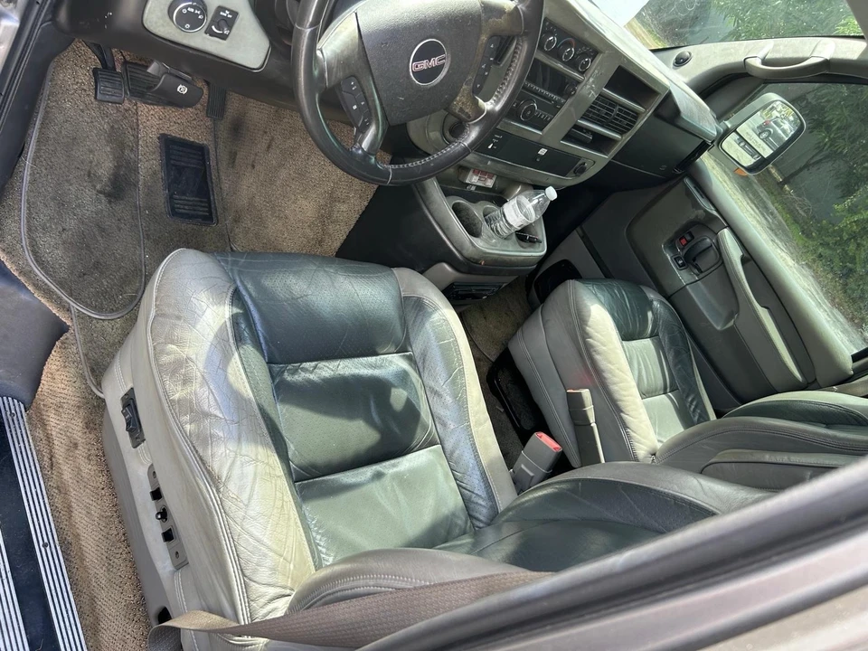 2008 GMC Savana - Image 20 of 21