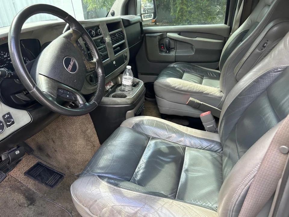 2008 GMC Savana - Image 19 of 21