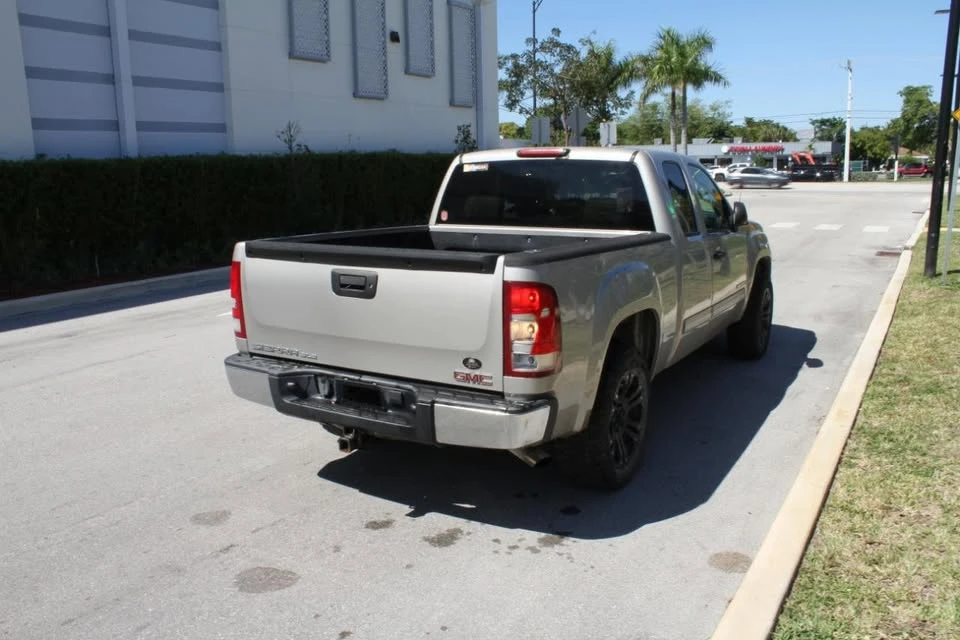 2008 GMC Sierra 3rd Gen - Image 7 of 10