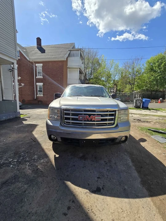 2008 GMC Sierra 3rd Gen - Image 3 of 13