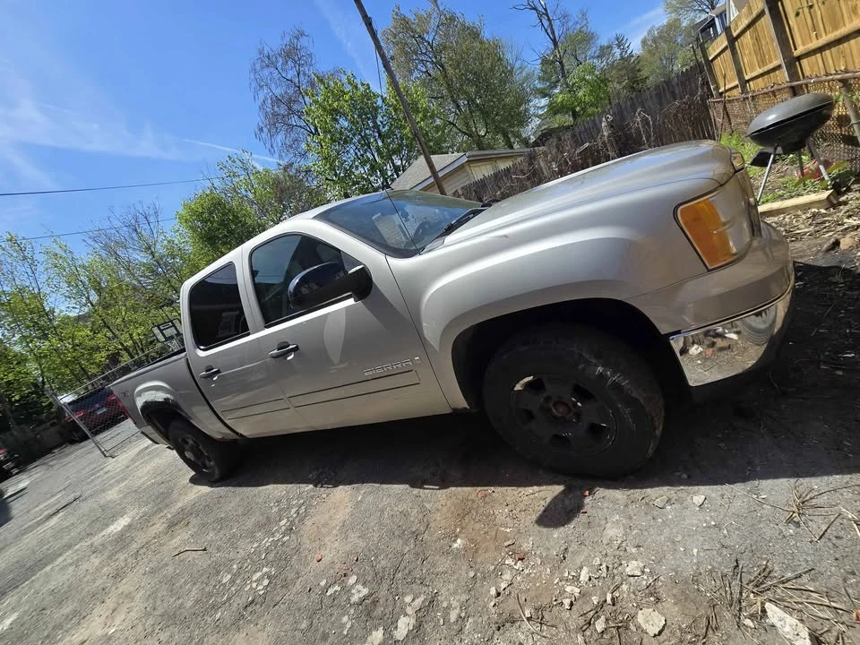 2008 GMC Sierra 3rd Gen - Image 12 of 13